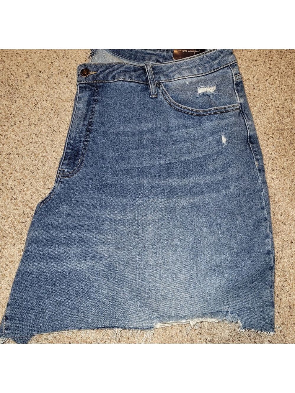 Ava & Viv 26W Distressed Denim Cutoff Shorts NWT - Picture 7 of 7